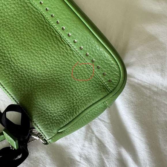 Vintage Coach Kelly Green Leather Y2K Mini Hampton Baguette Shoulder Bag - Picture 2 of 4